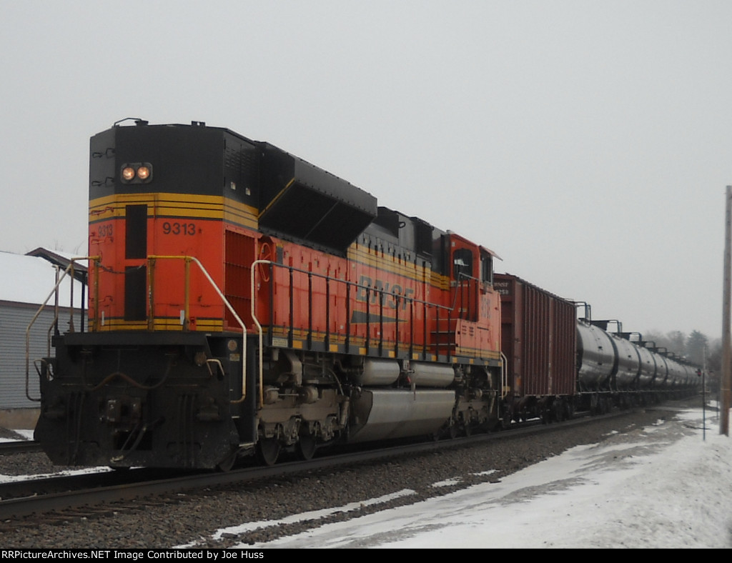 BNSF 9313 DPU